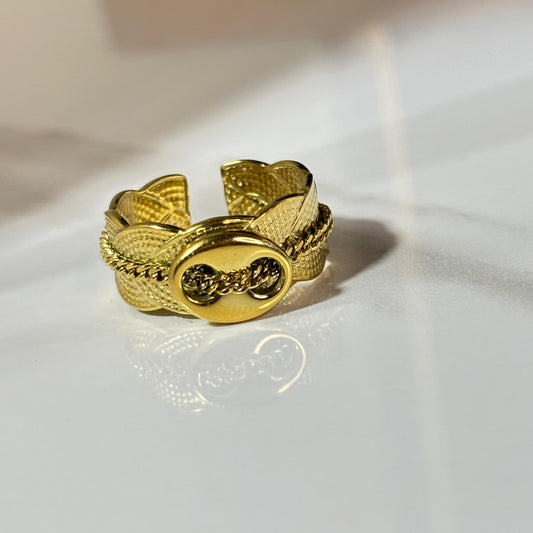 Cowry Ring