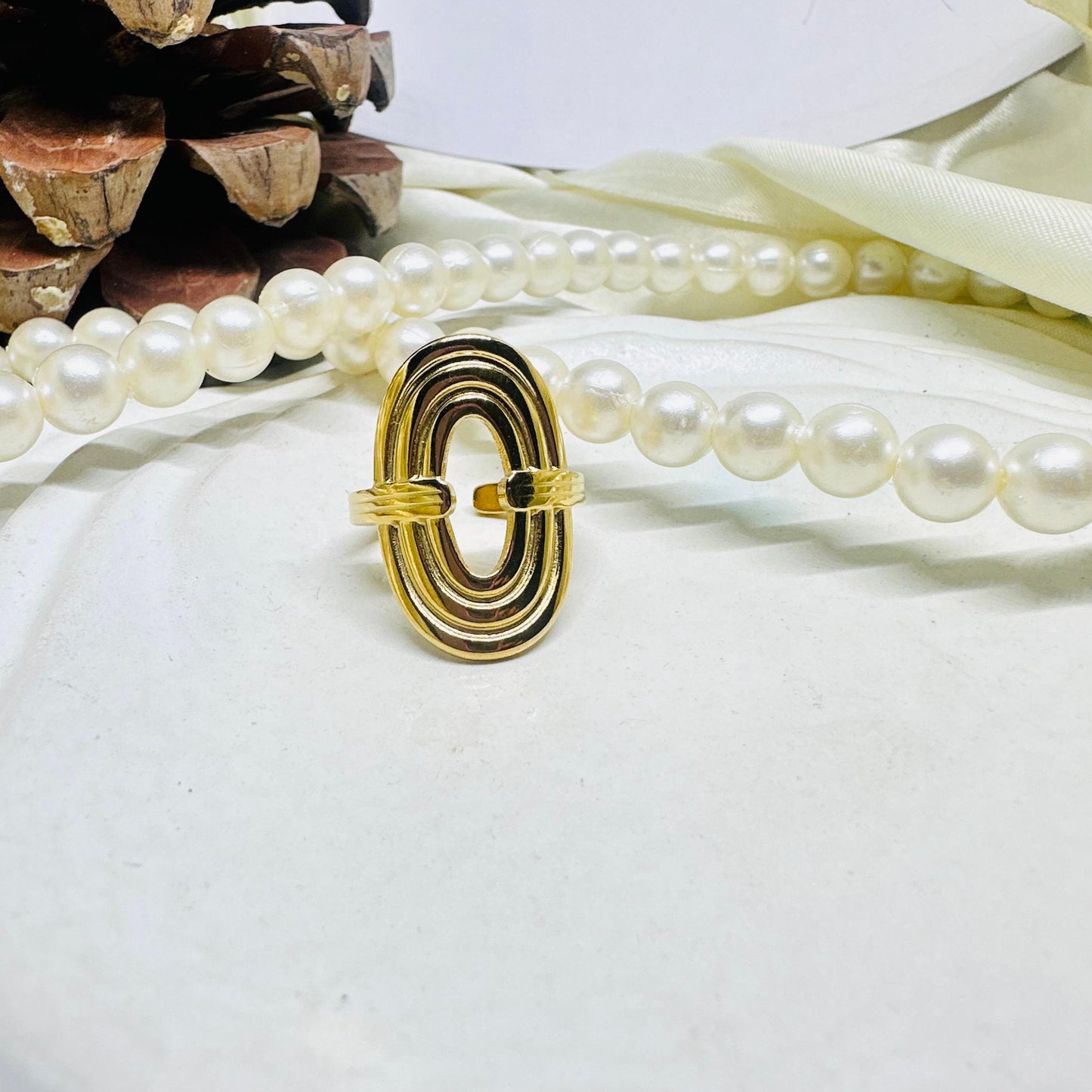 Ada Ring •