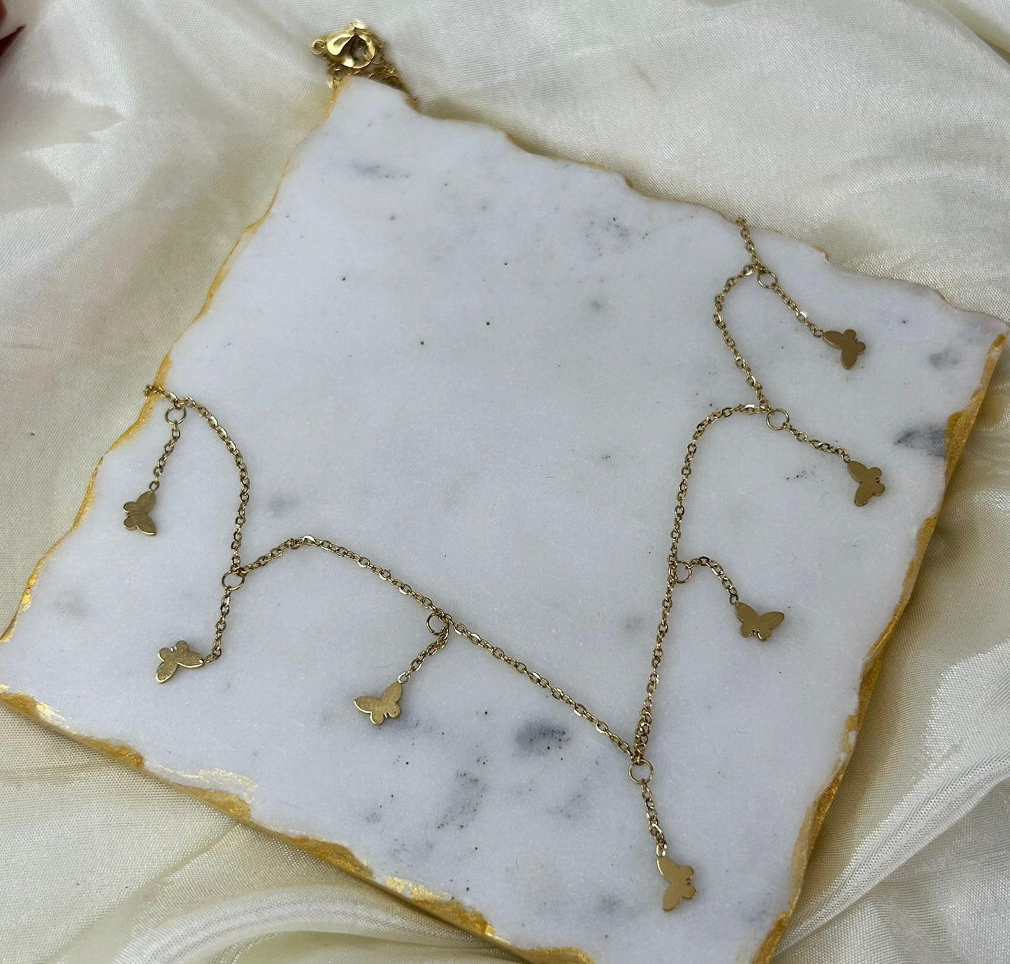 Velora necklace