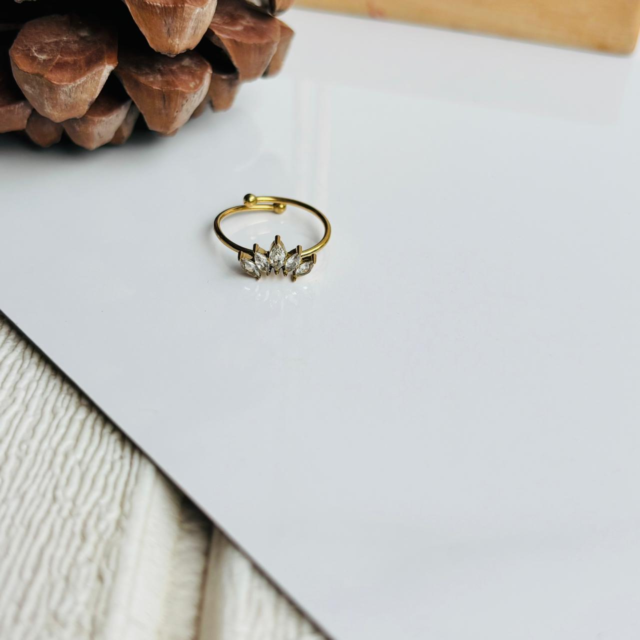 Hailey White 18K Ring •