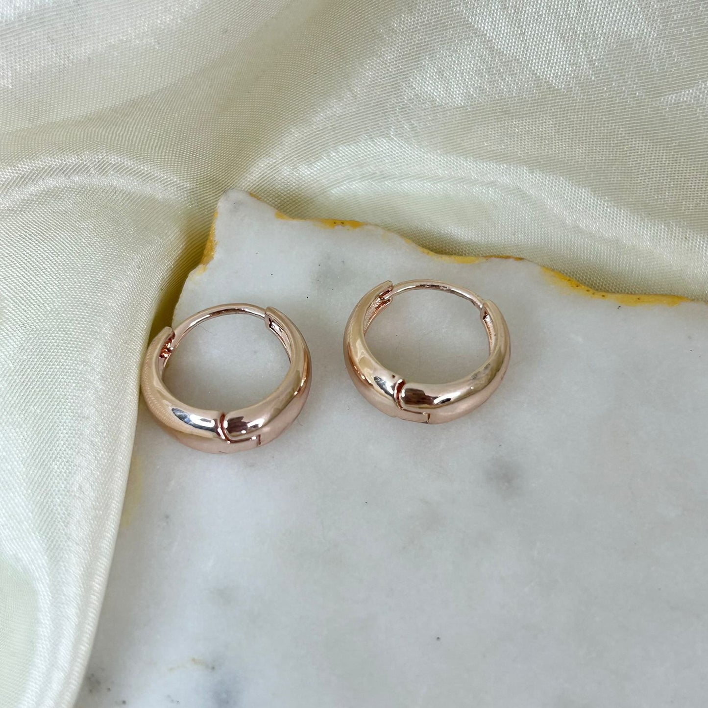 Aurelia Hoops (Small)