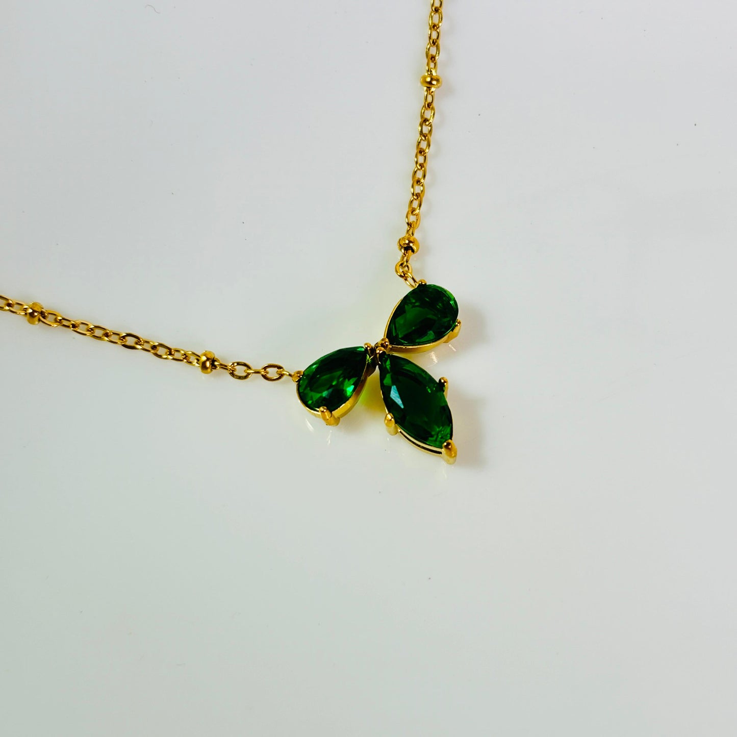 Emerald Trillium Necklace