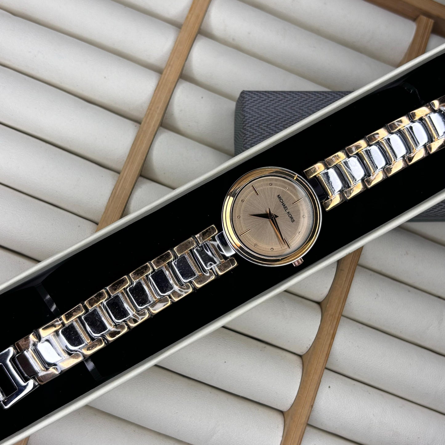 MK Dual Tone 9-5 Vintage Watch