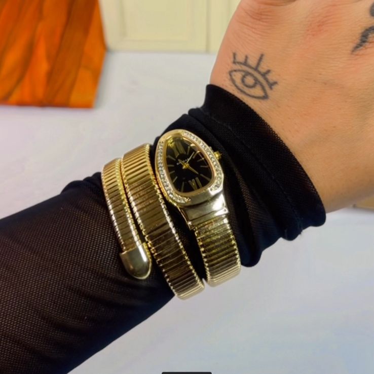 The Viral Spiral Watch