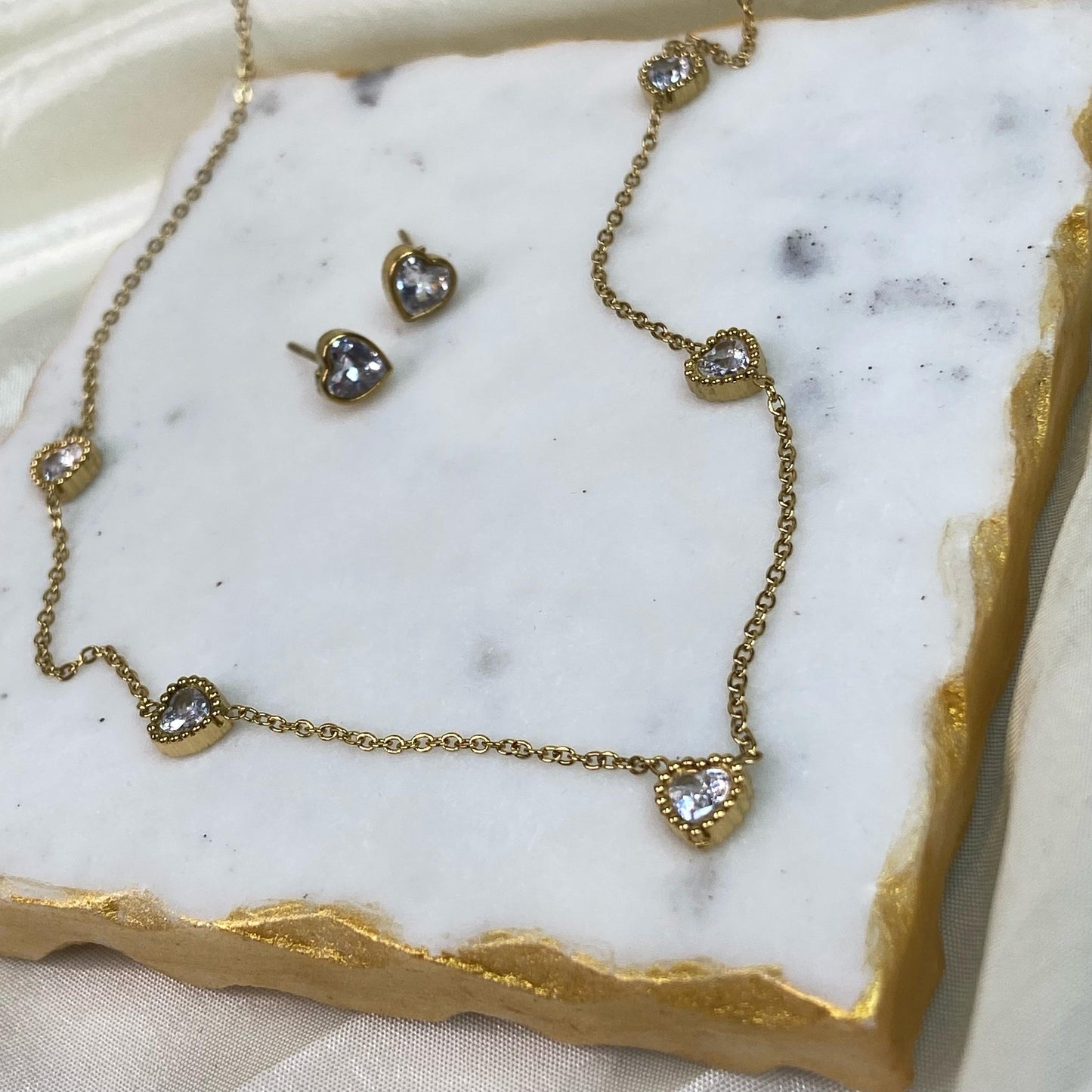 Heartiful Jewelry Set ( Necklace+ Earrings)