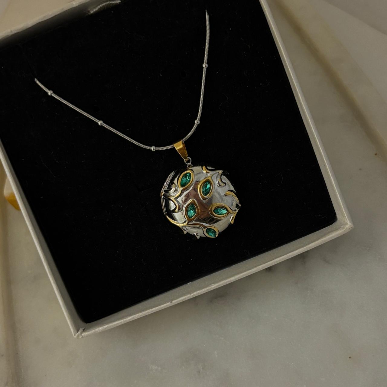 Vein Dual Tone Necklace