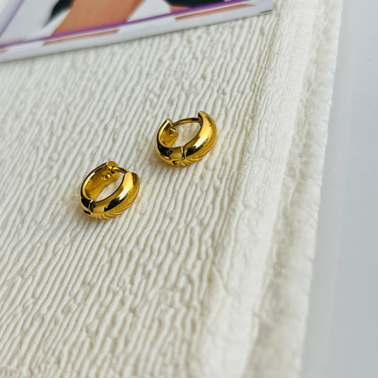 Clovia Mini Hoops