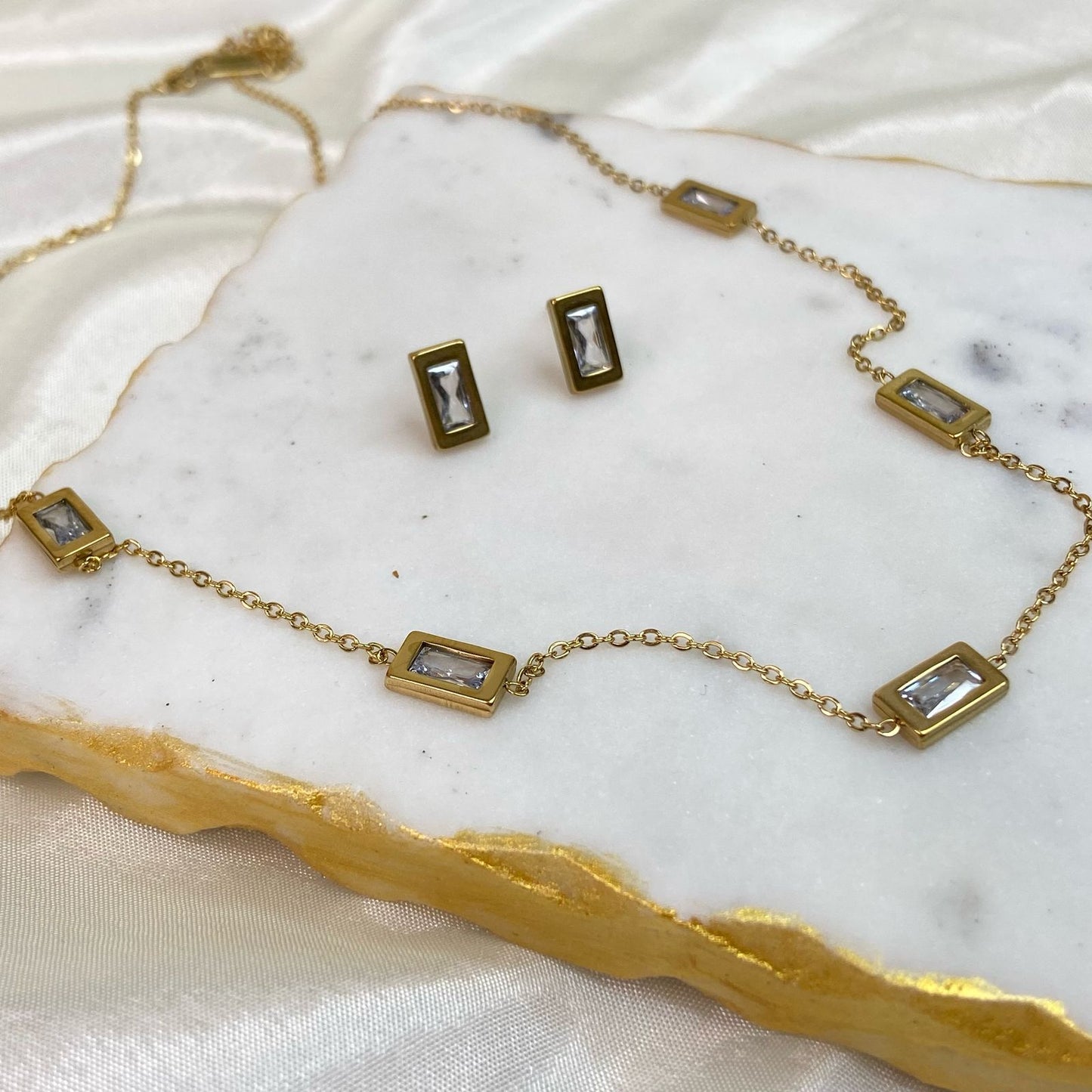 Savana Jewelry Set (Necklace+Earrings)