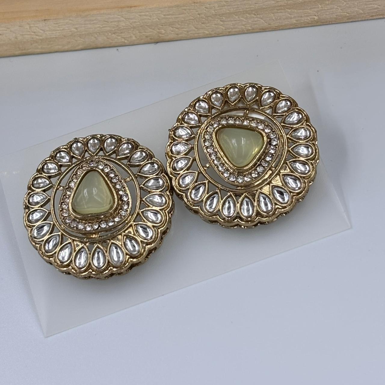 Khushi Kundan Stud Earrings ( Pista )