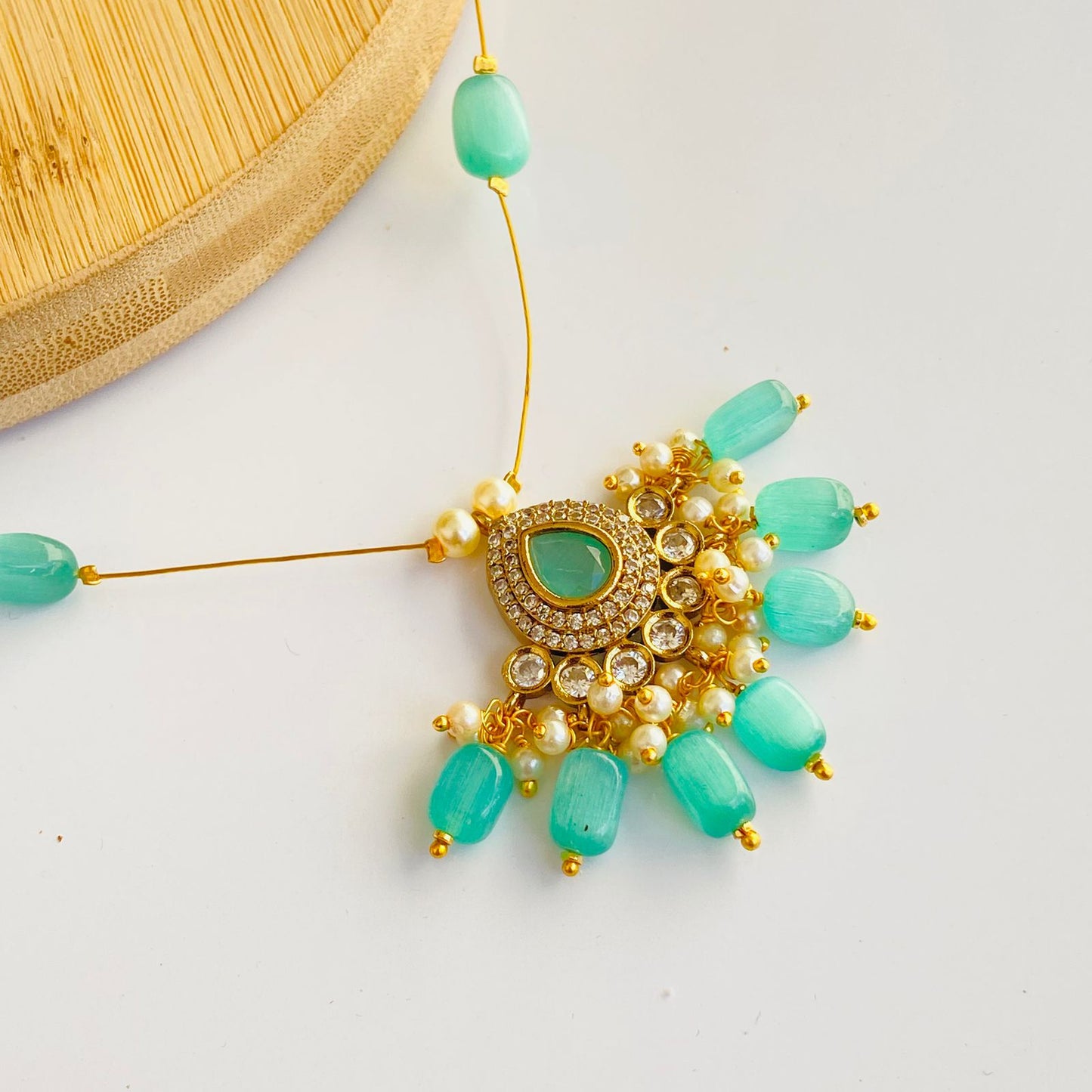 Turquoise Aralya Invisible Chain Choker Necklace