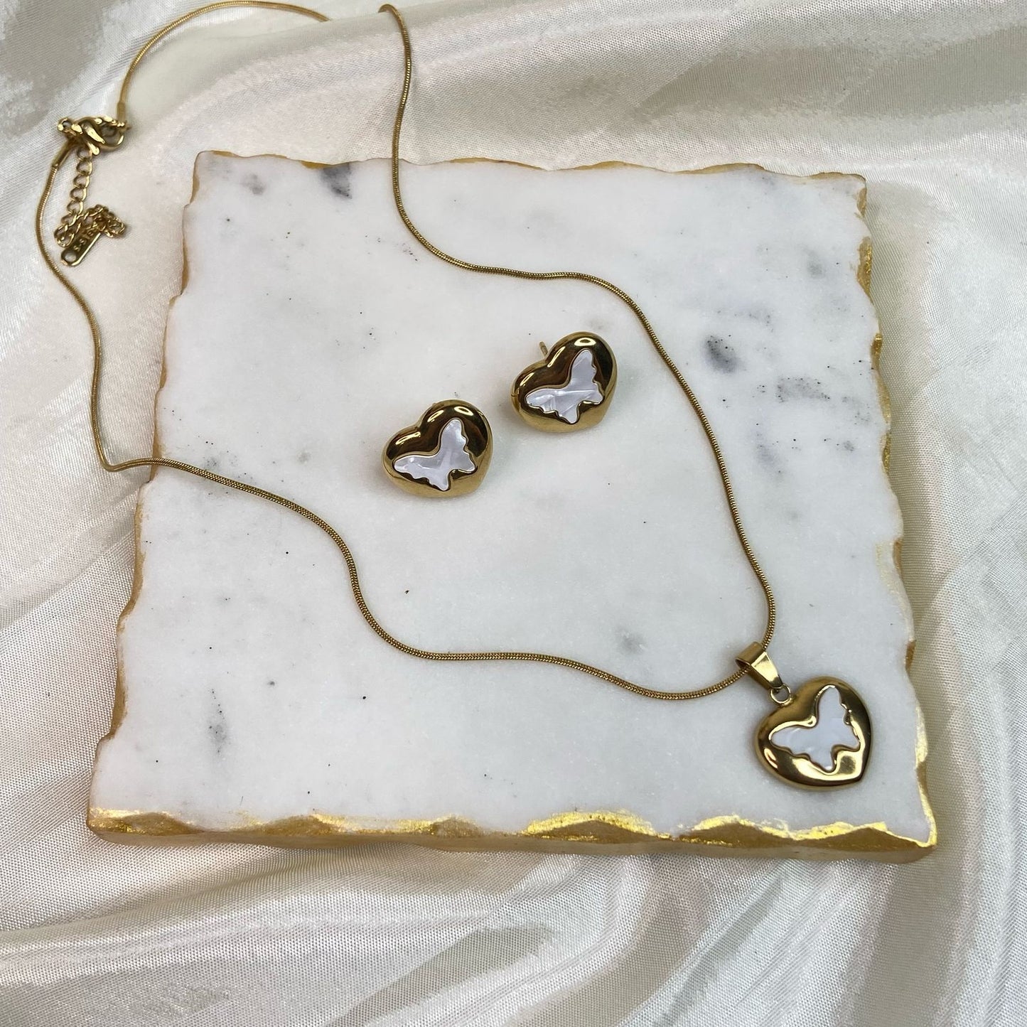 Gold Butterfly Jewelry Set (Necklace+Earrings)