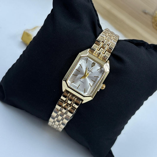 Vintage Watch 046