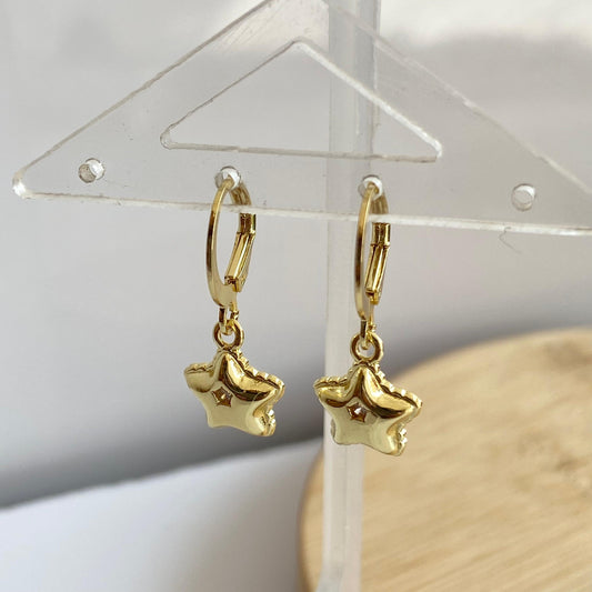 Bubbly Star Huggies Earrings