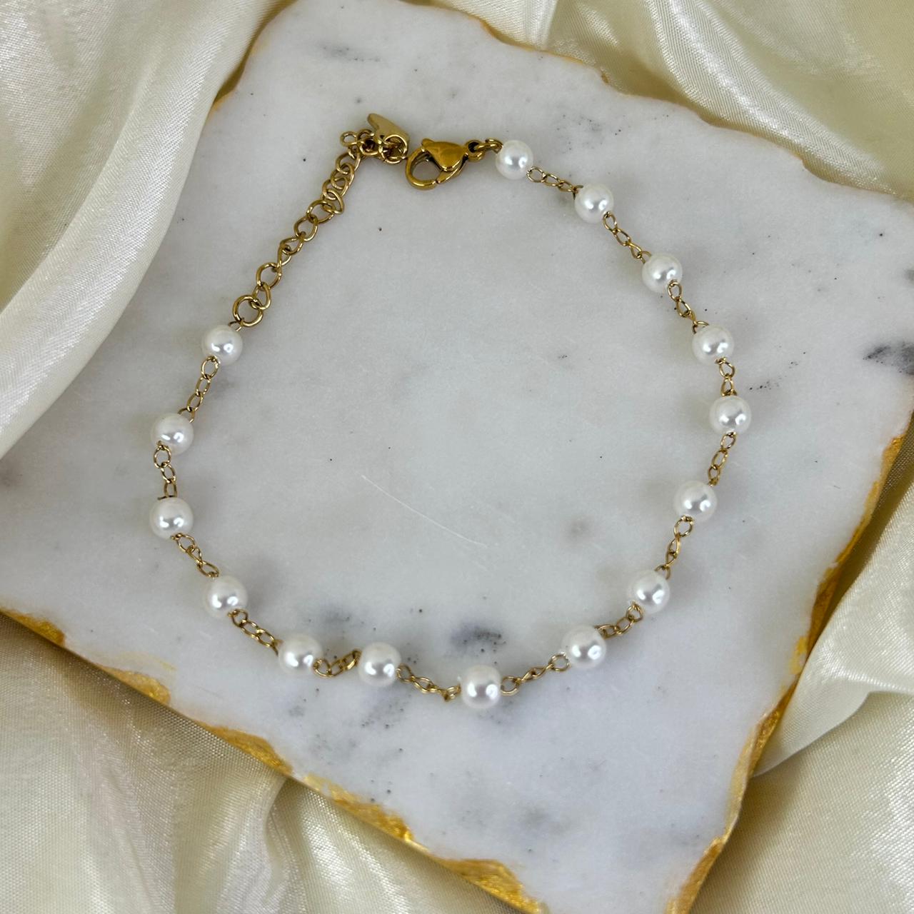 Pearl moon Anklet