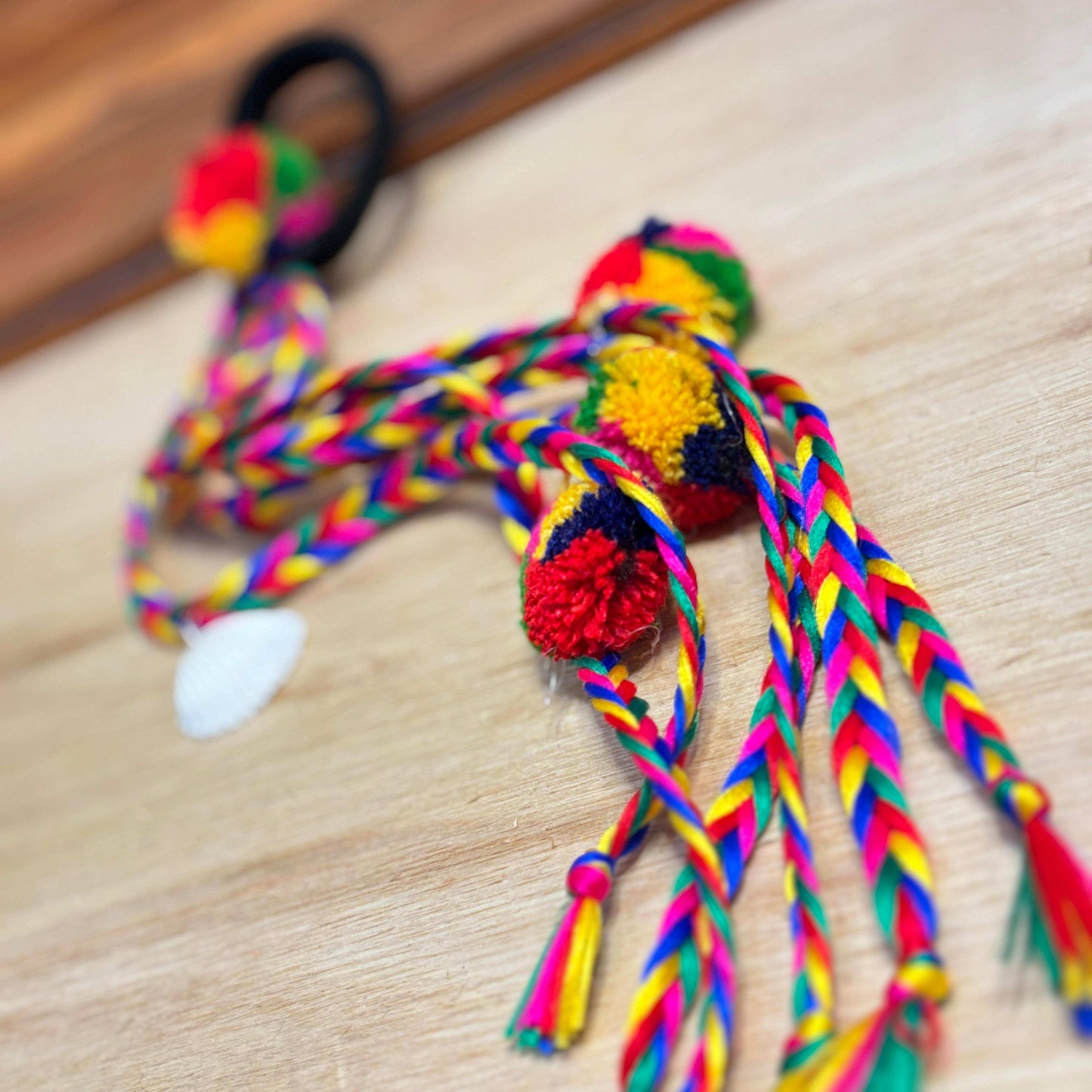 Shell Tassle Hairtie