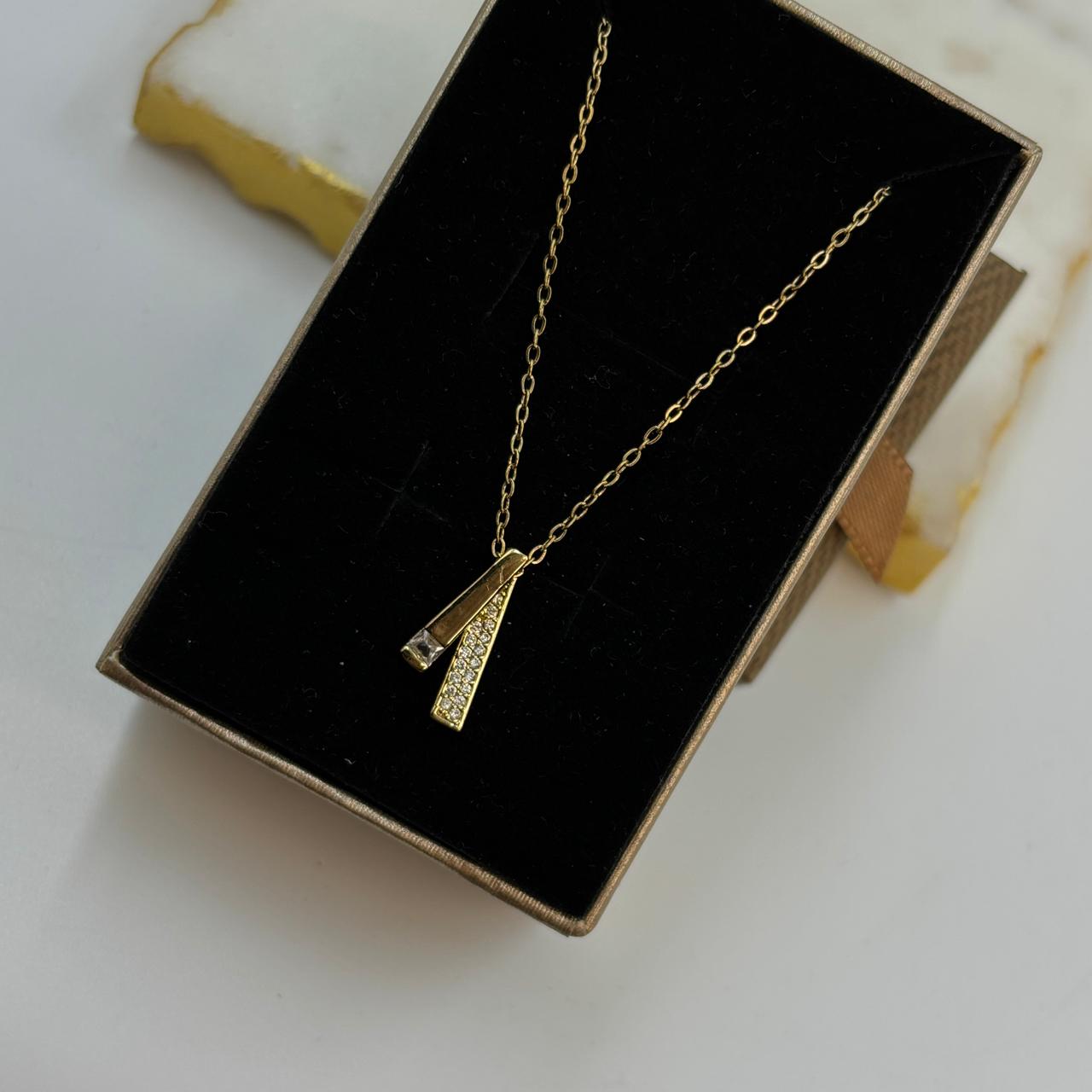 Dainty Lush Necklace ( Gold )