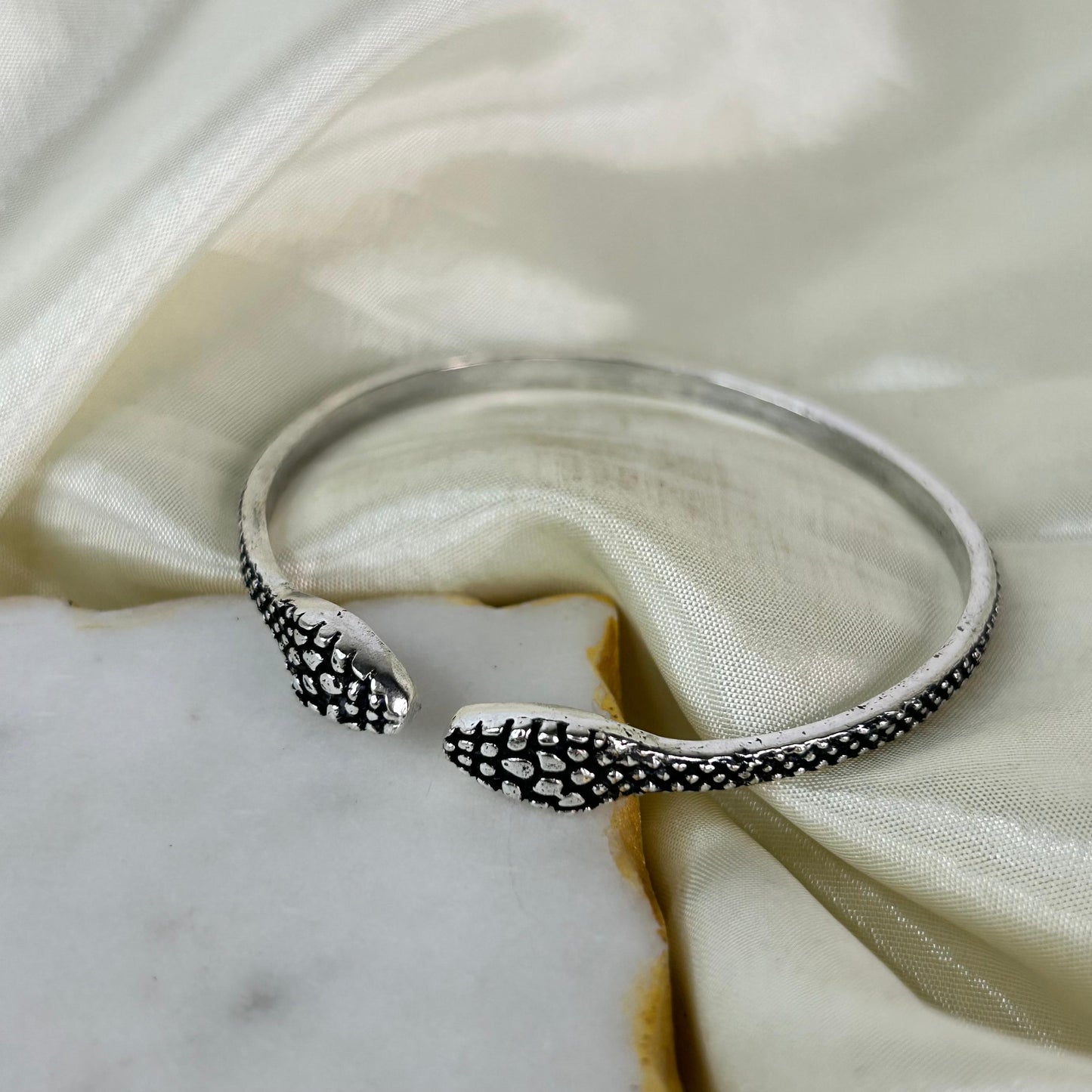 Dual Serpant Brass Bracelet( Silver)