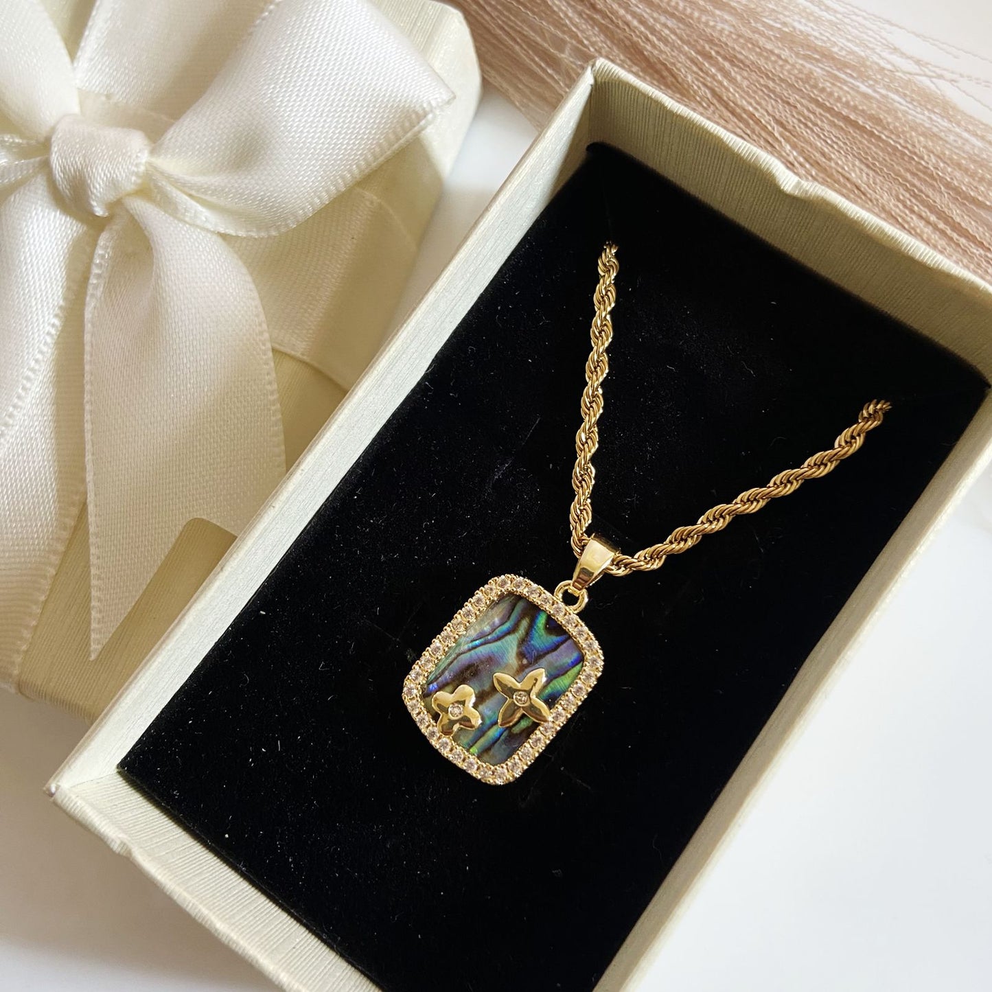 LV Beach Necklace