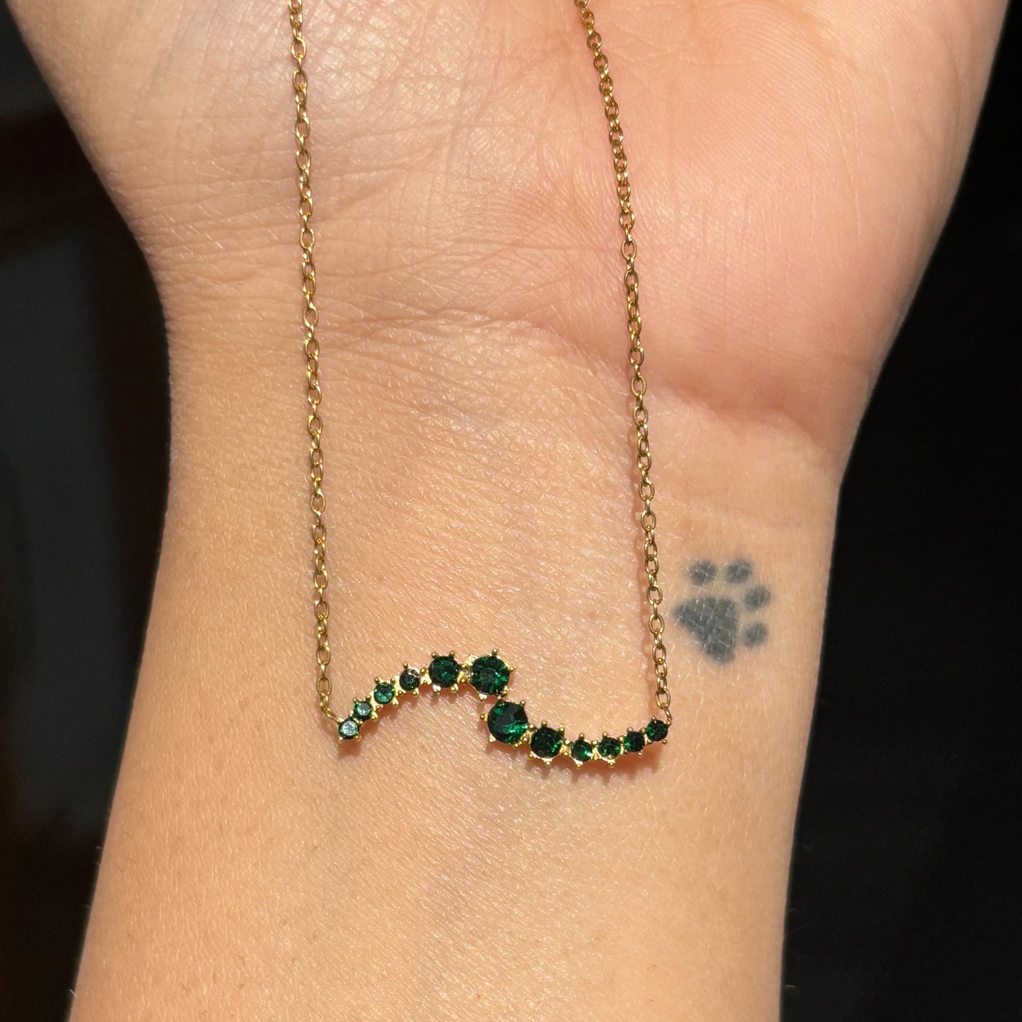 Emerald Wave Necklace (B2G3)