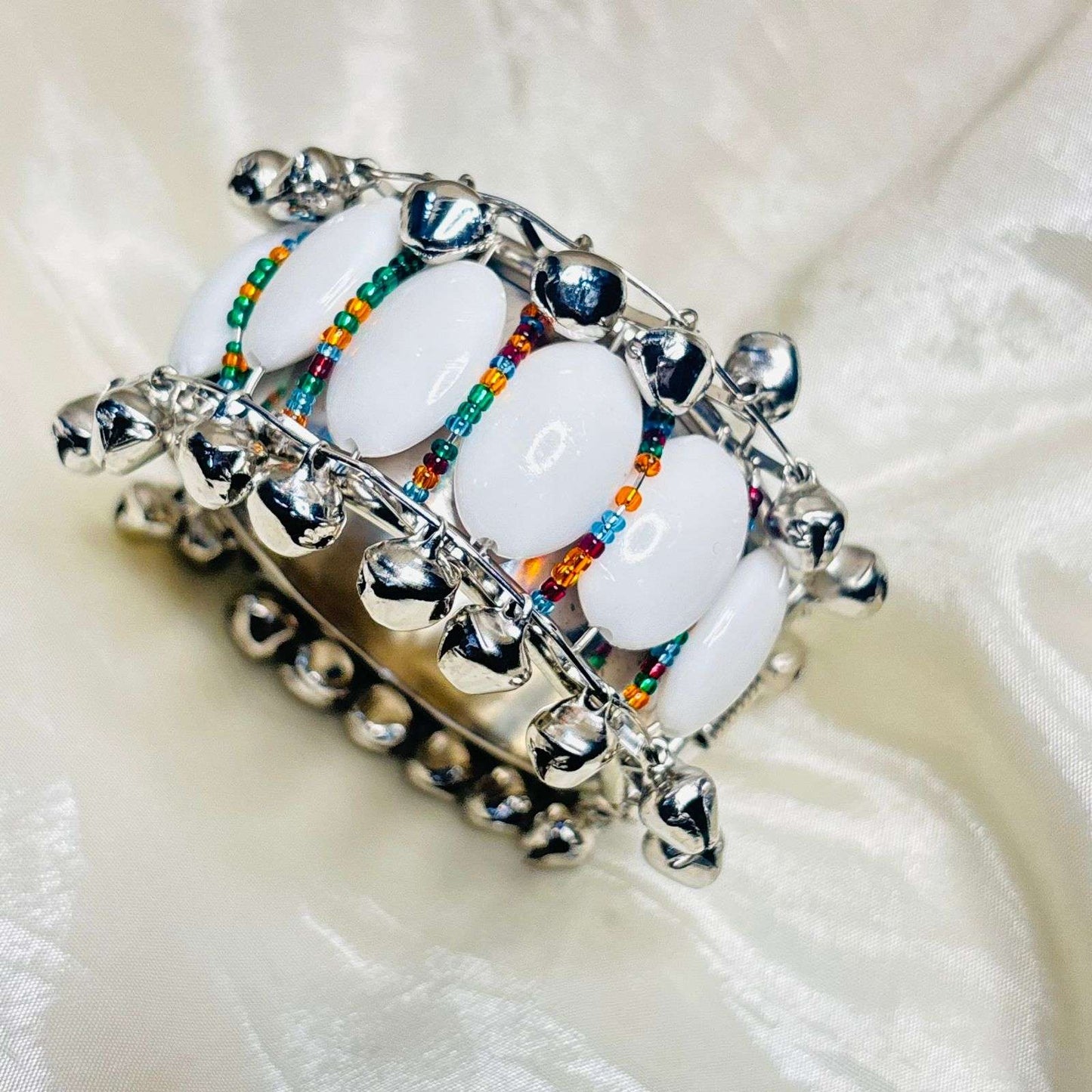 White Shell Openable Bracelet