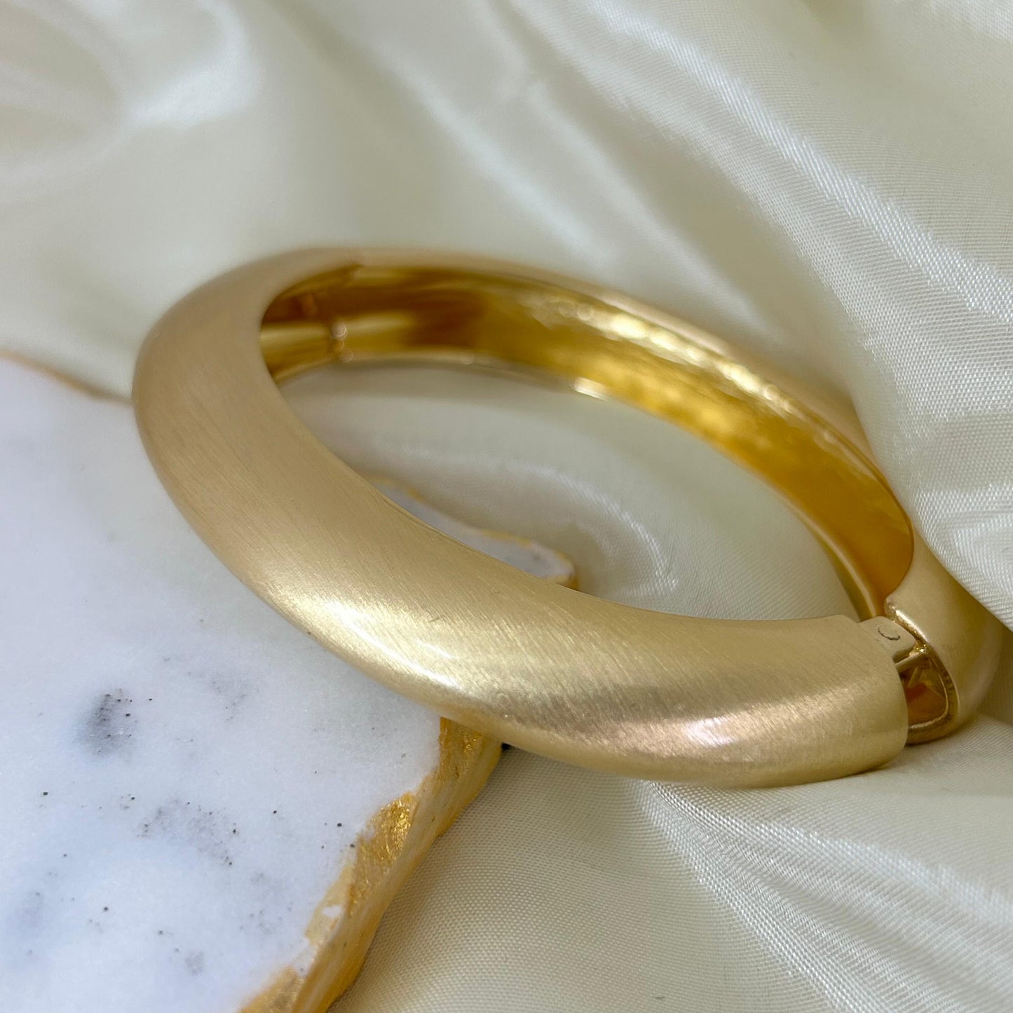 Bangie Matte Bracelet