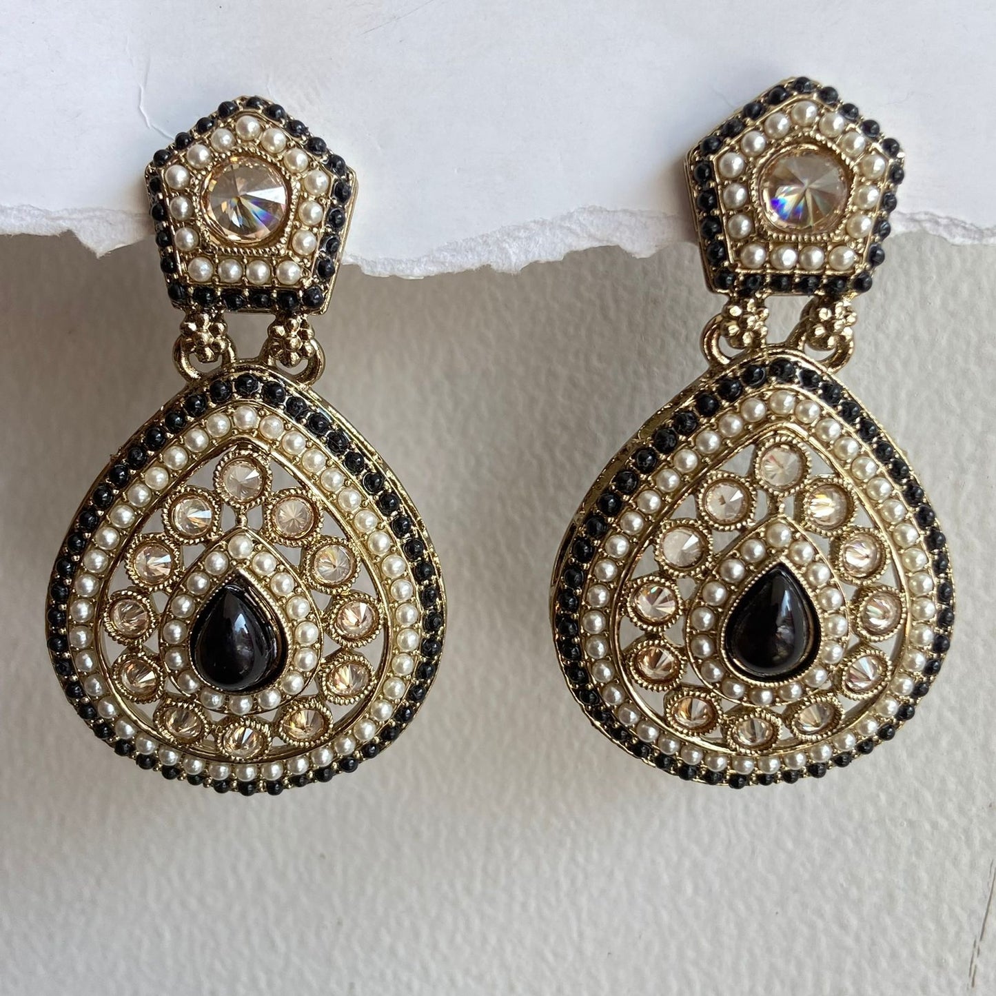 Barkha Pakistani Jhumka ( Black )