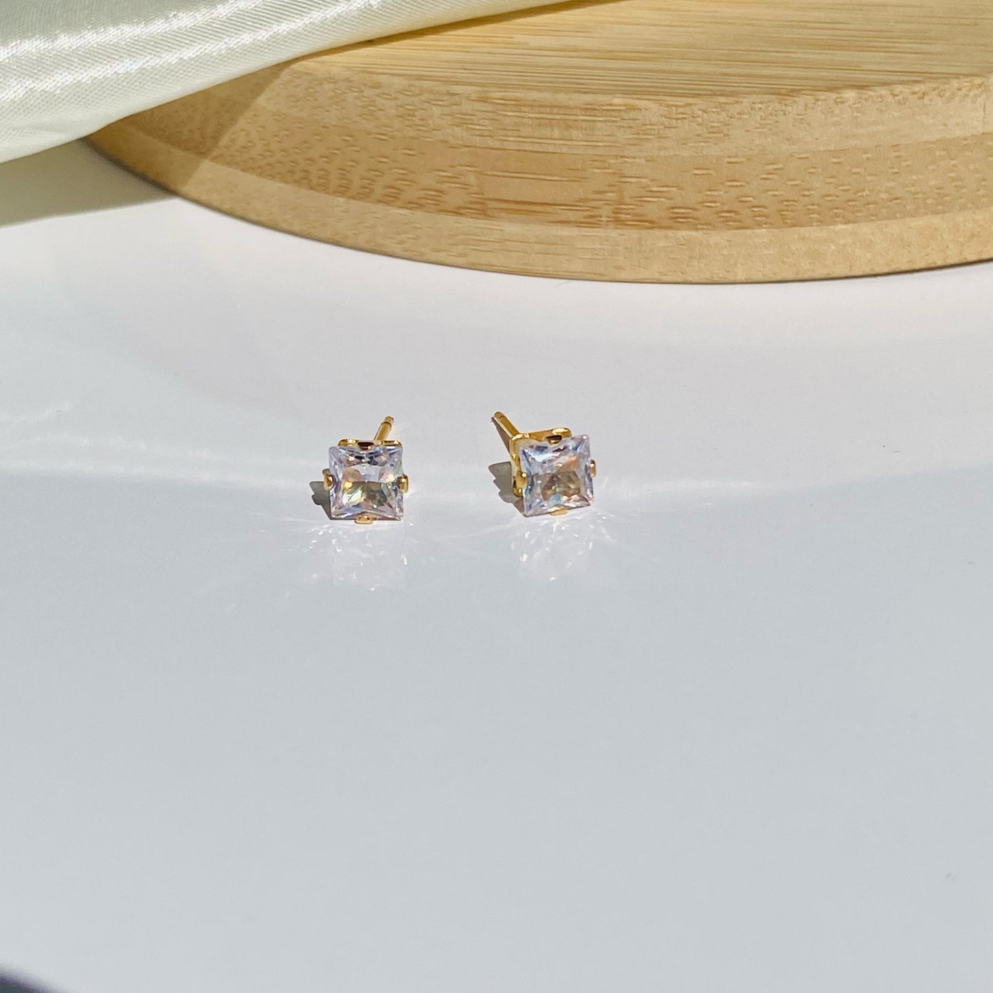 Square Solitaire Studs