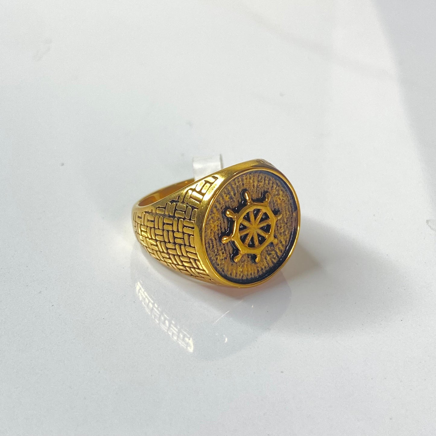 Anchor Gold Ring