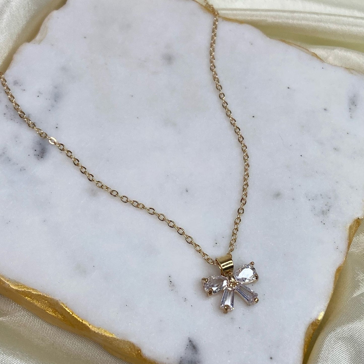 Lune Necklace