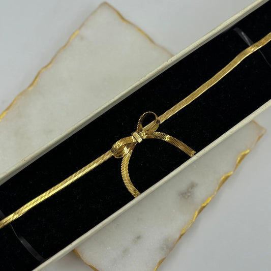 Viper Bow Chain Bracelet