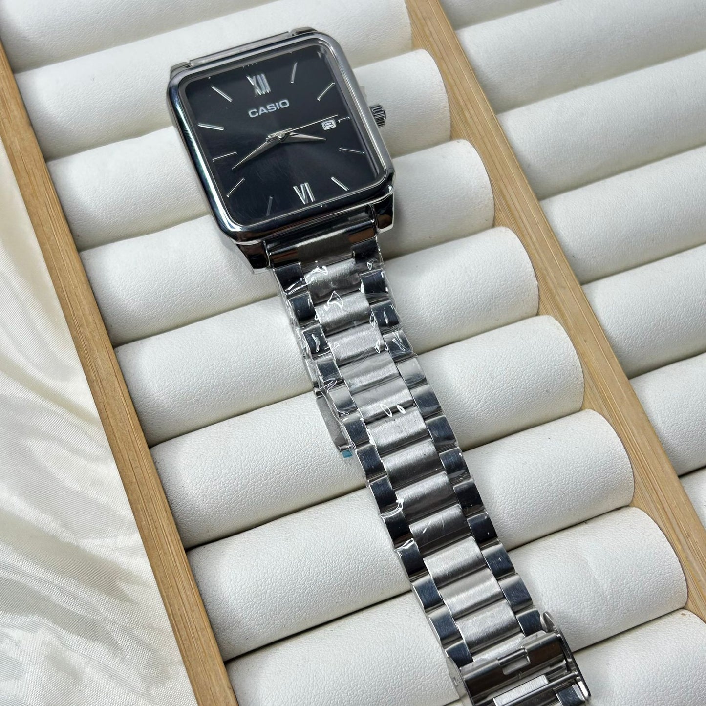 CS Classic Square Watch (Black Dial)