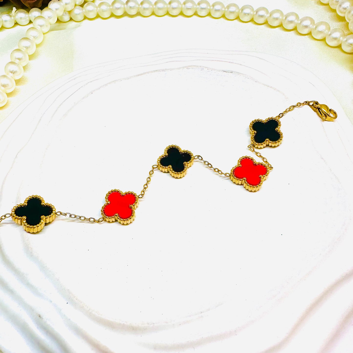 Dual Tone Red Clover Bracelet