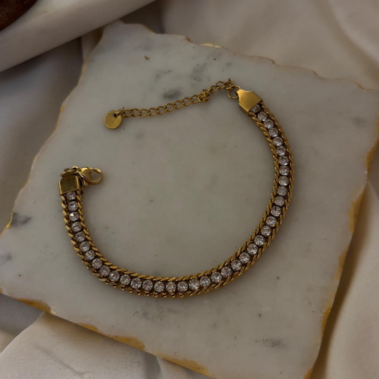Selene Gold Chain Bracelet
