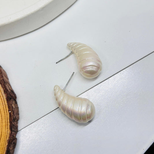 Textured Pearl Tear Drop Earrings