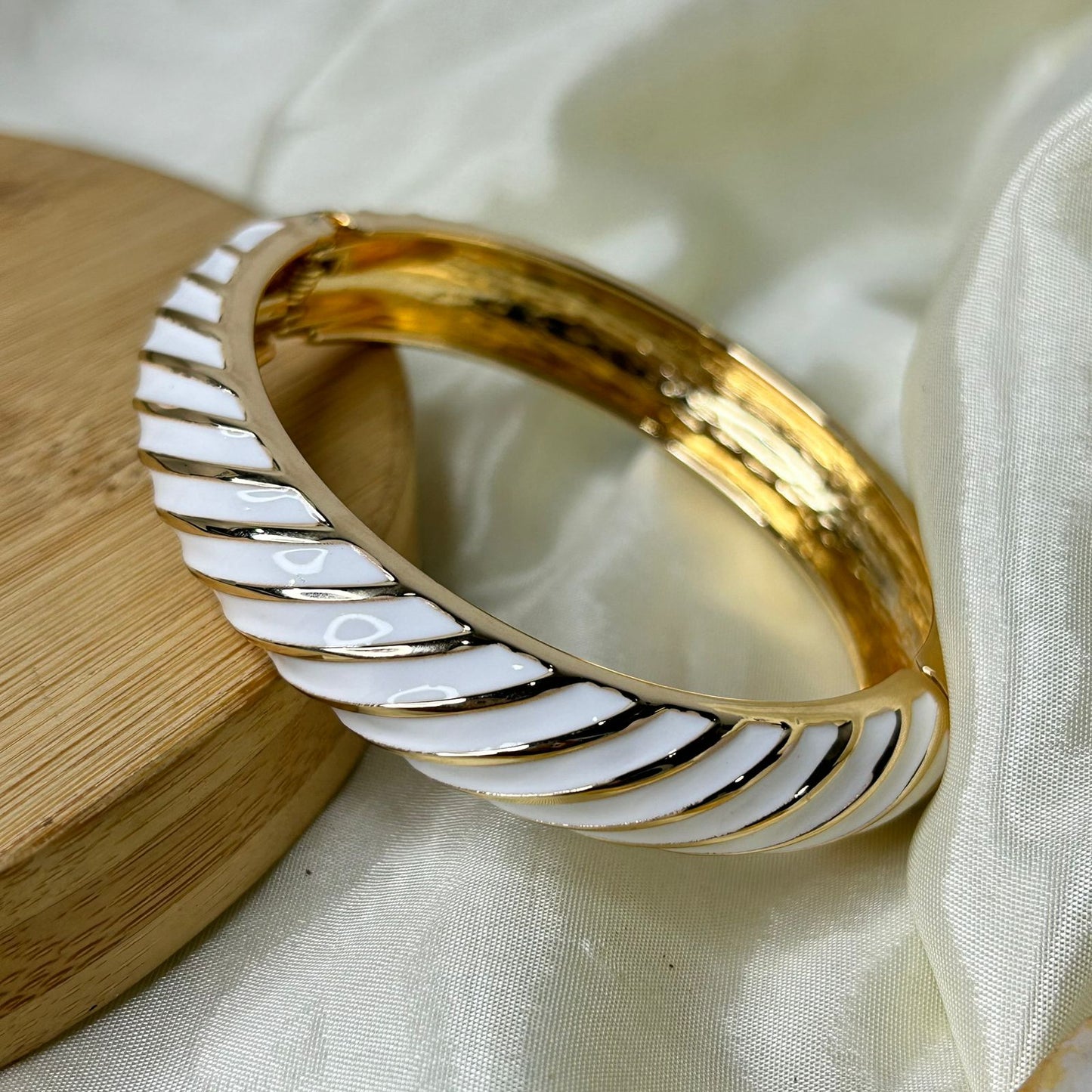 Snowe Resin Bangles