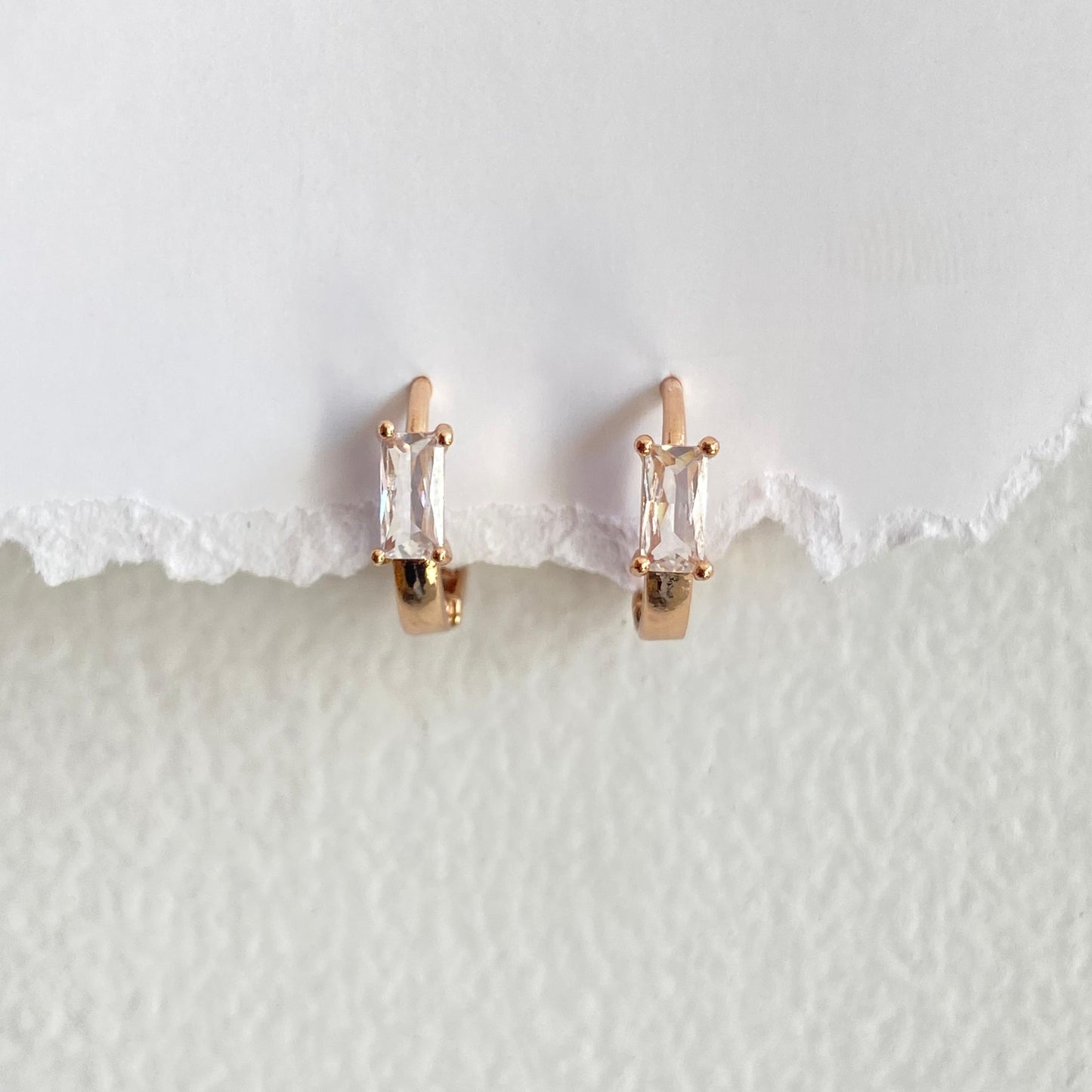 White Mini Solitaire Hoops (Rosegold)