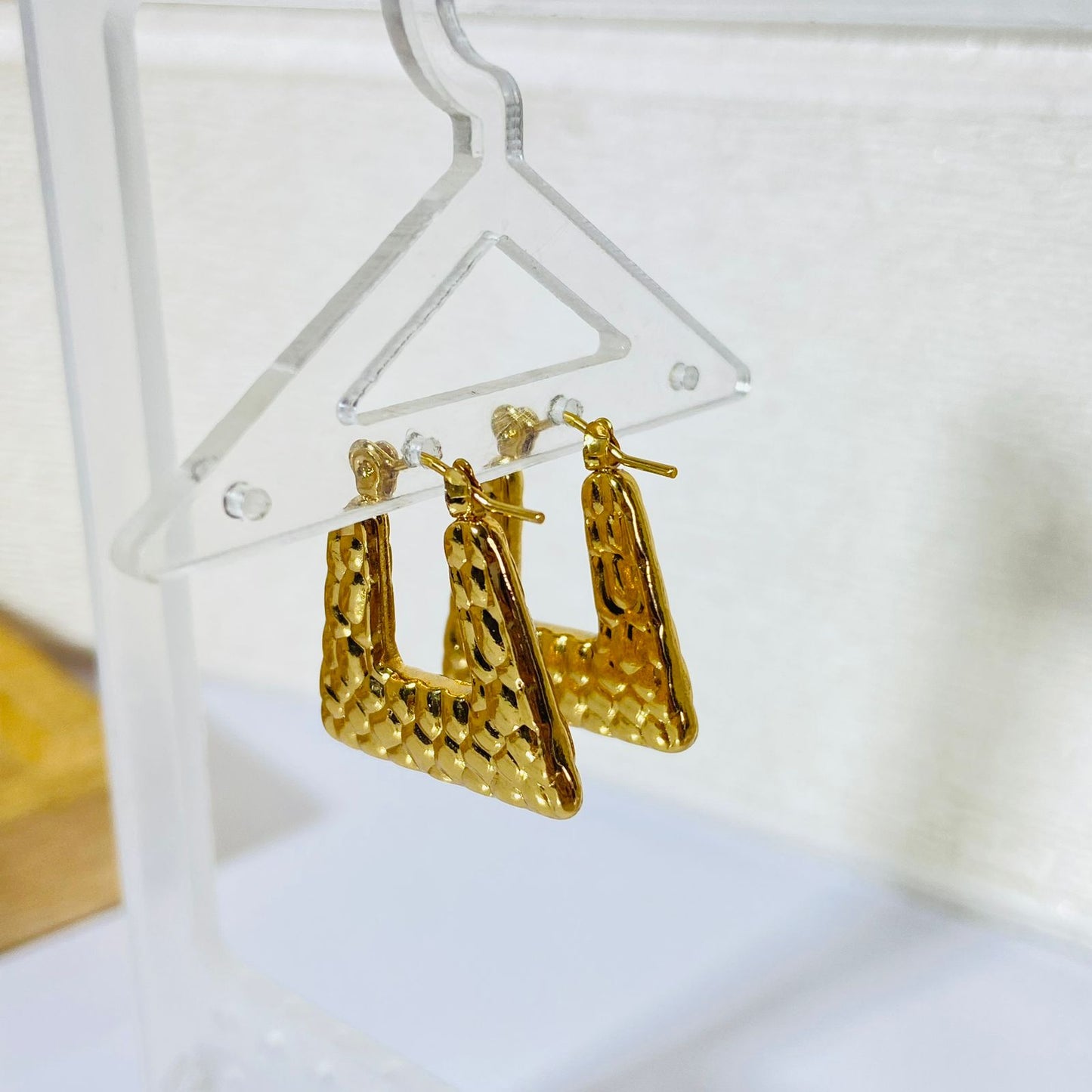 Bubble Tria Hoops
