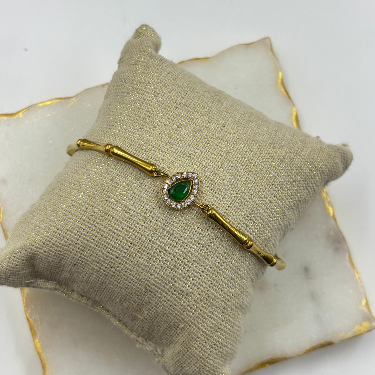 Emerald Teardrop Chain Bracelet