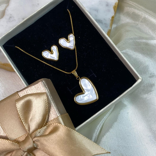 Resin Heart Jewelry Set ( Necklace+ Earrings)