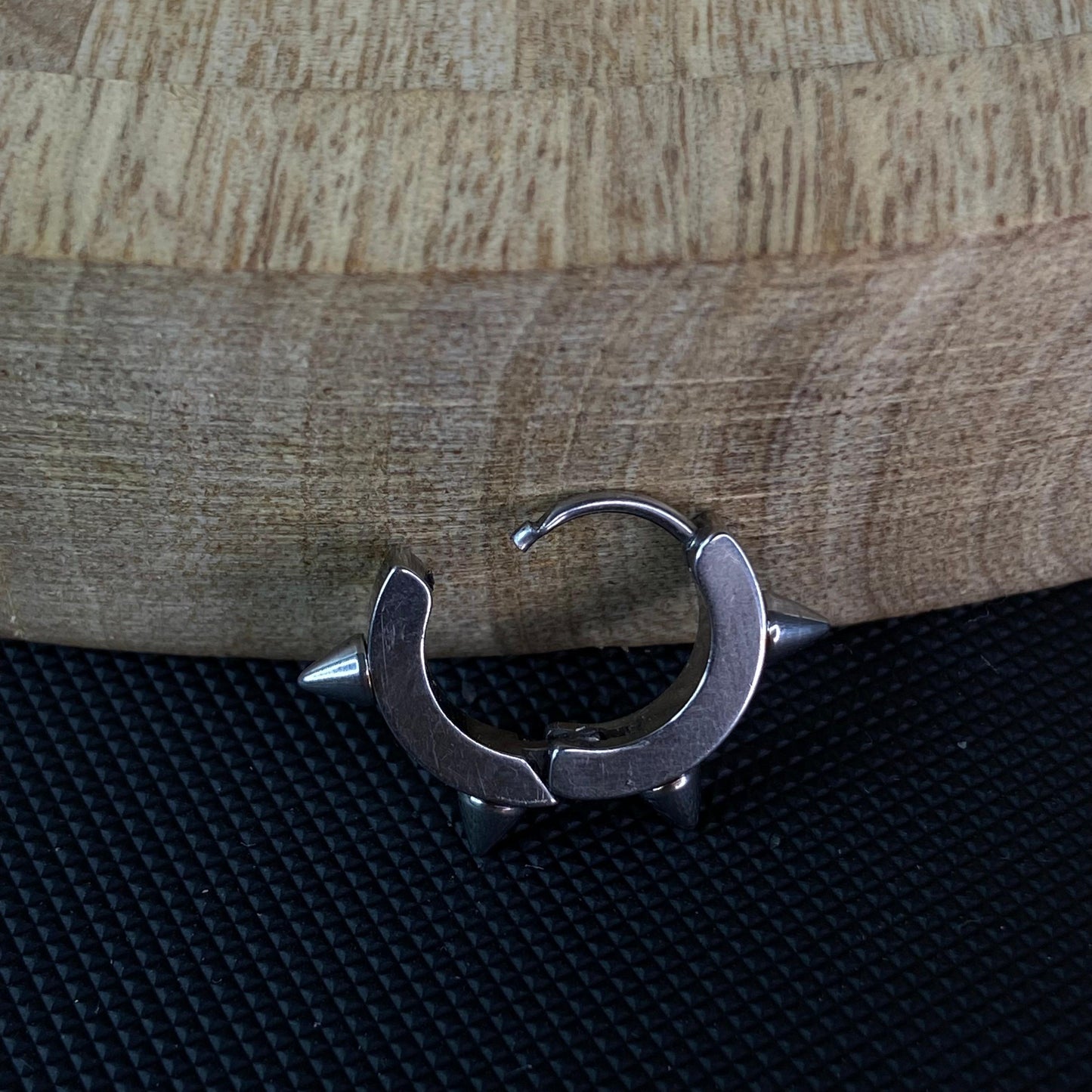 Dire Men's Silver Earring
