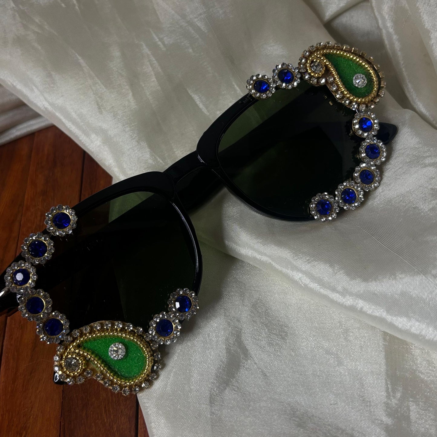 Neel Quirky Sunglasses
