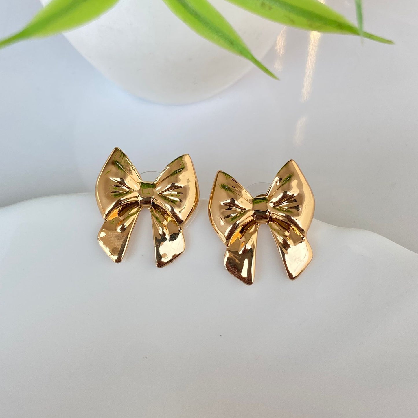 Bow Clutch Earrings