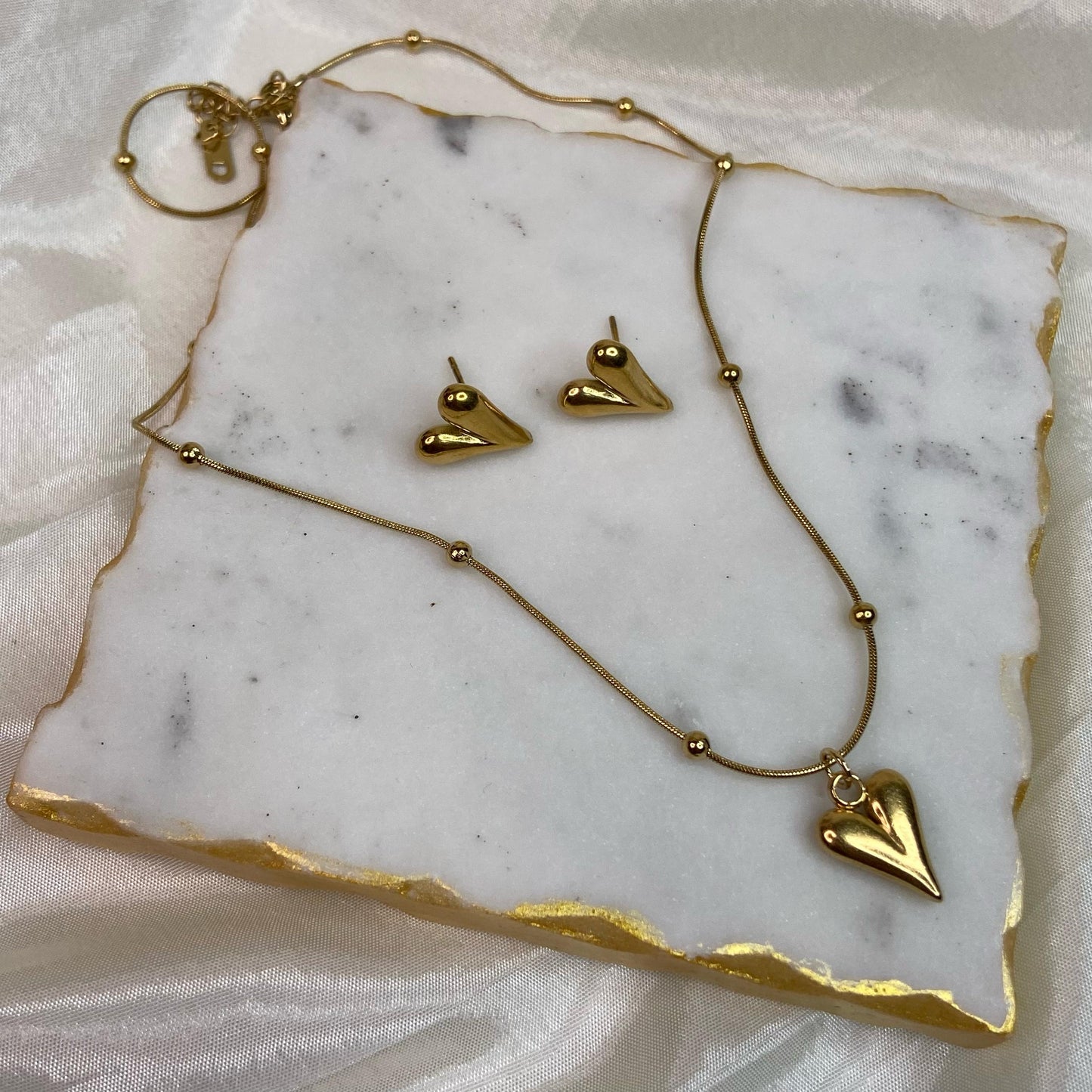 Viral Heart Jewelry Set (Necklace+Earrings)