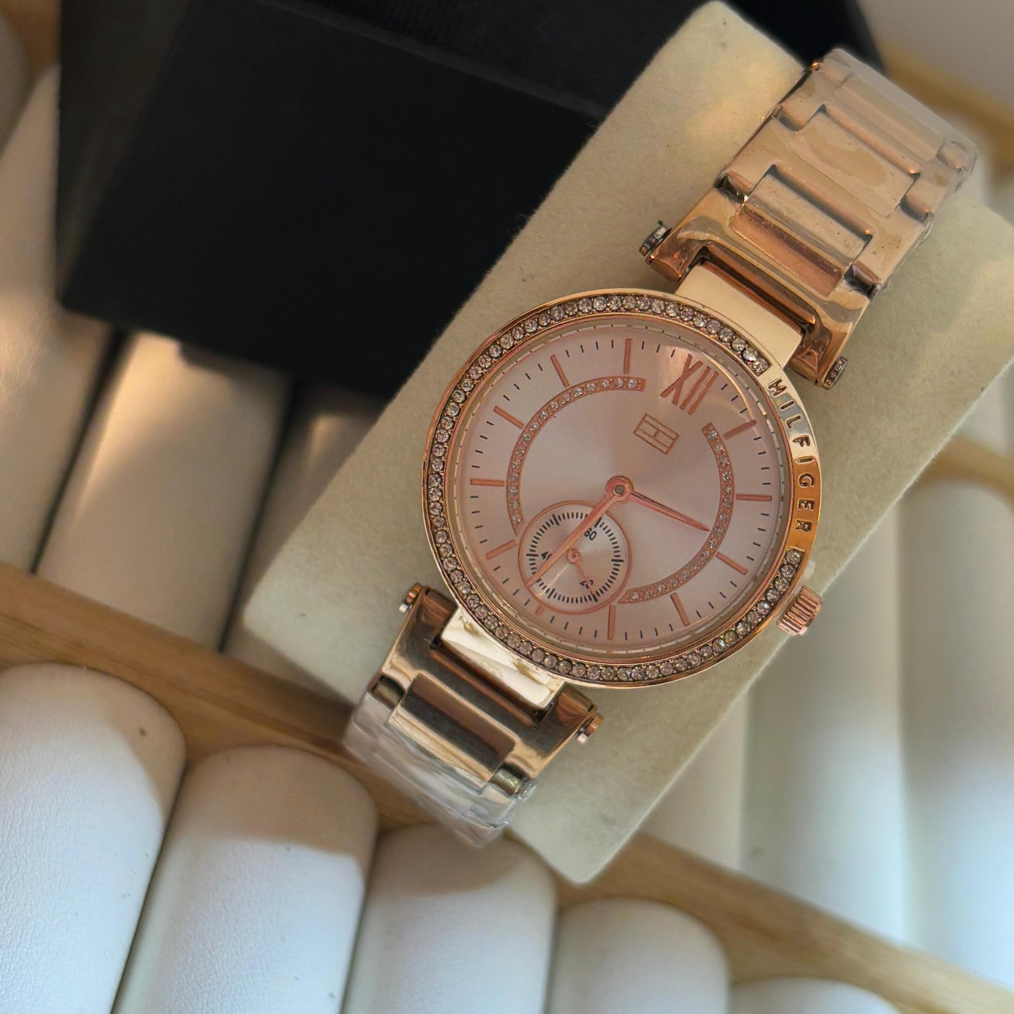 Hilfiger Classy Medium Dial Watch
