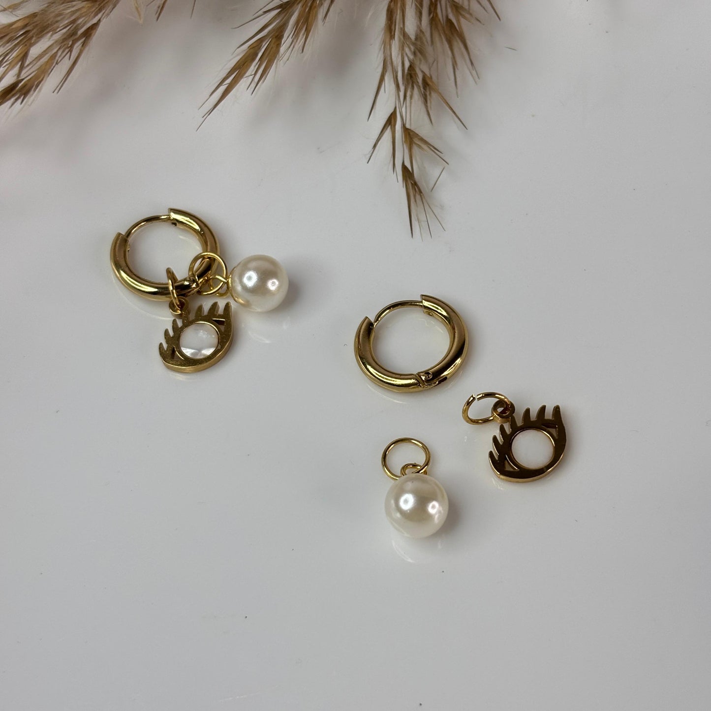 White Eye Pearlie Hoops