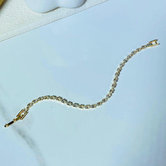 Chris Tennis Bracelet (Gold)