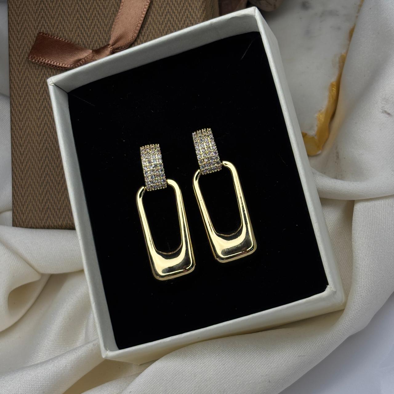 Linkin Luxe Earrings