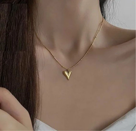 Viral Heart Necklace