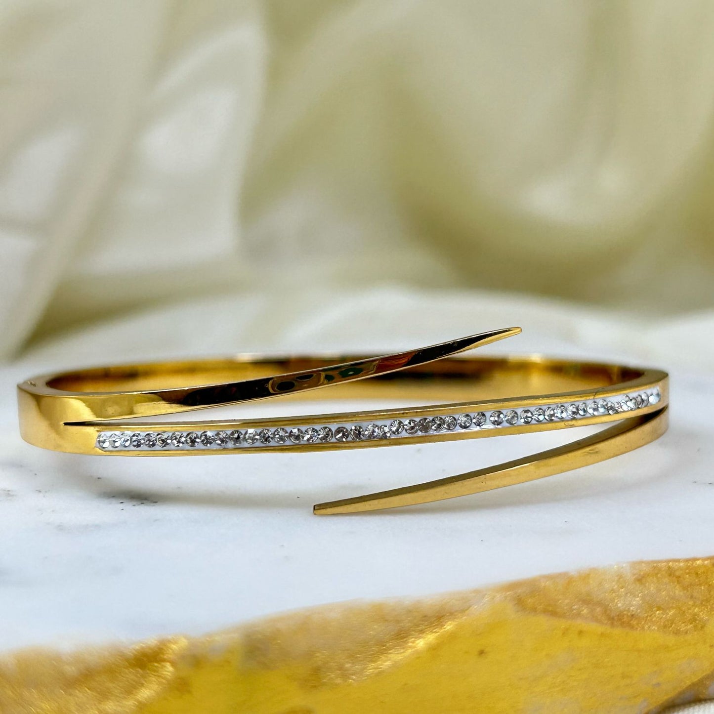 Juno Bracelet ( Small - 2.2-2.4)