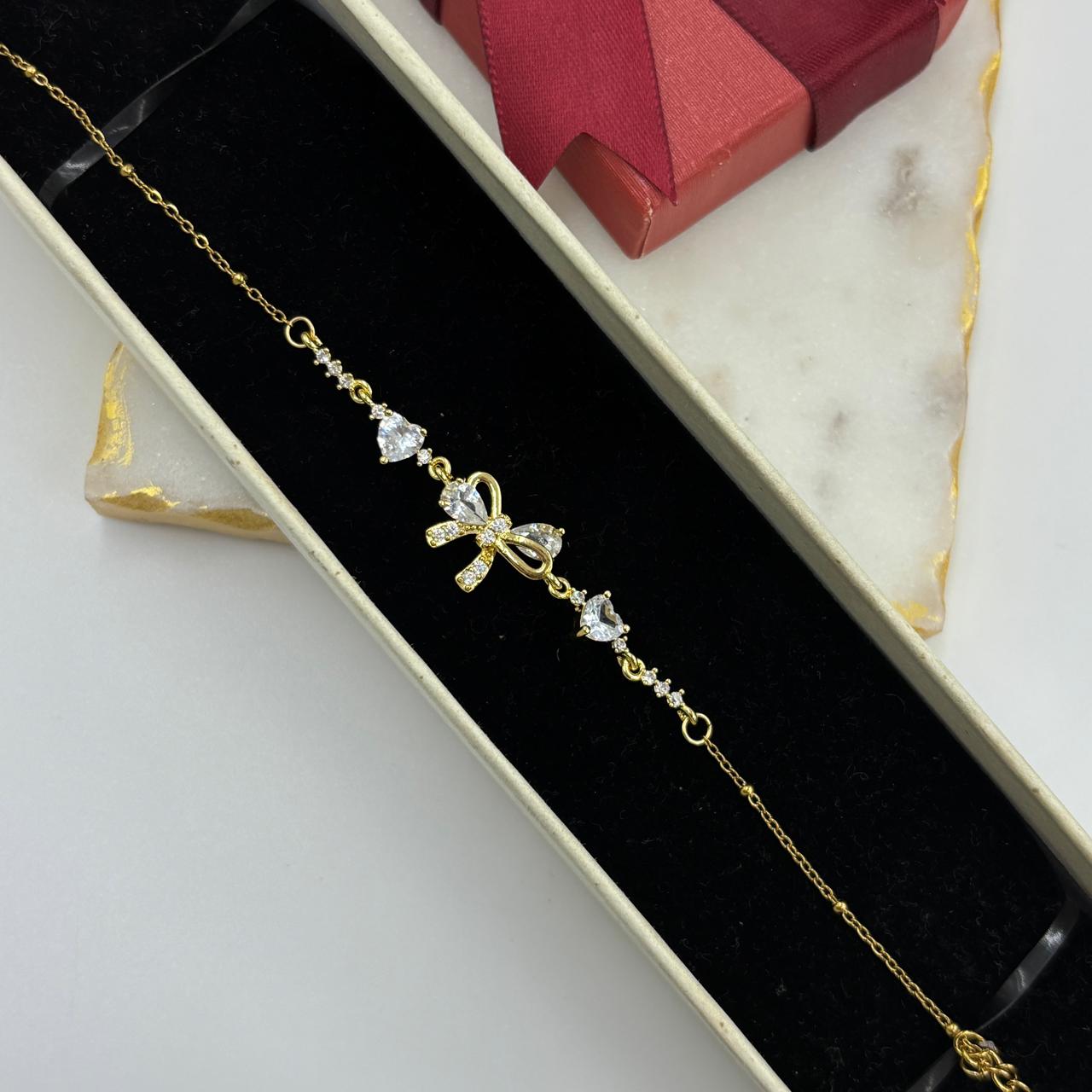 Bella Bow Chain Bracelet